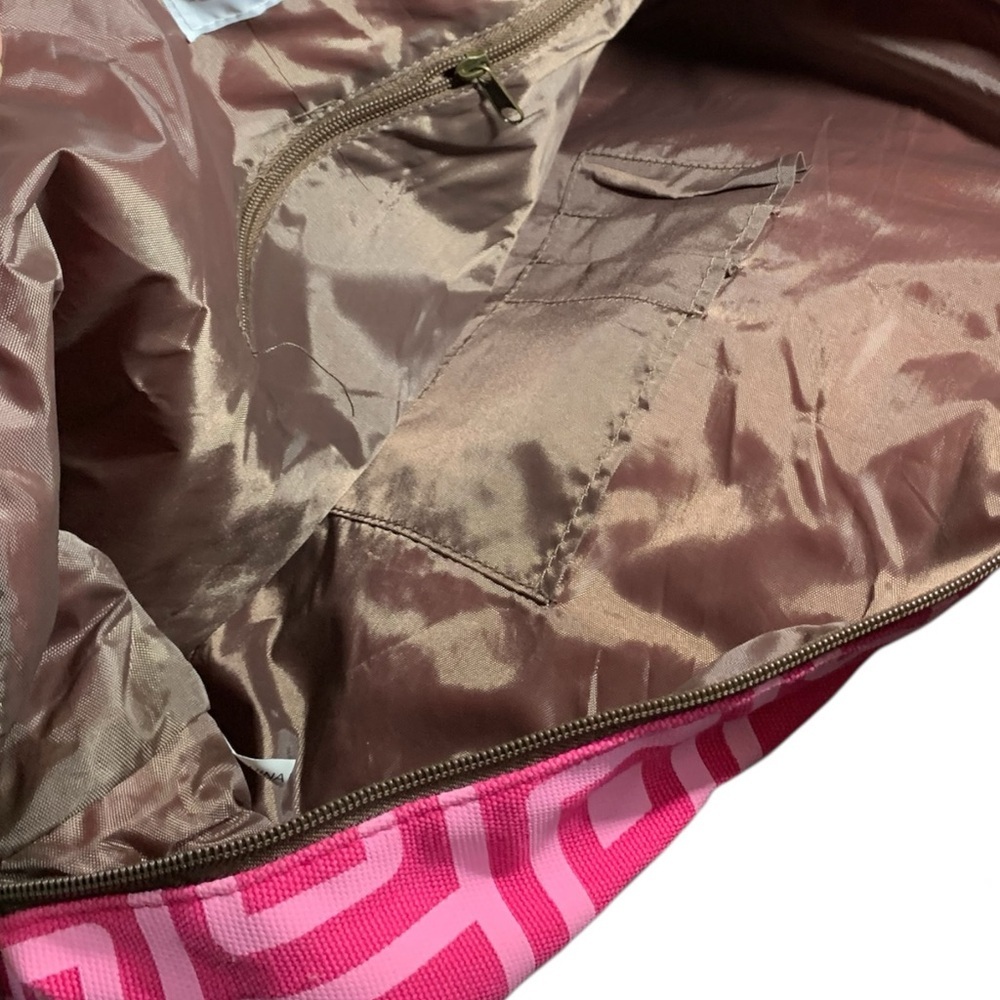 Vibrant Pink Geometric Travel Bag - Picture 6 of 7